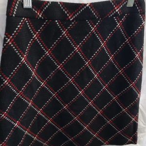 Loft above knee skirt